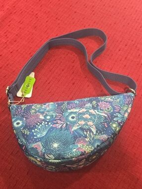 Sakroots Floral Navy Crossbody Bag. NWT